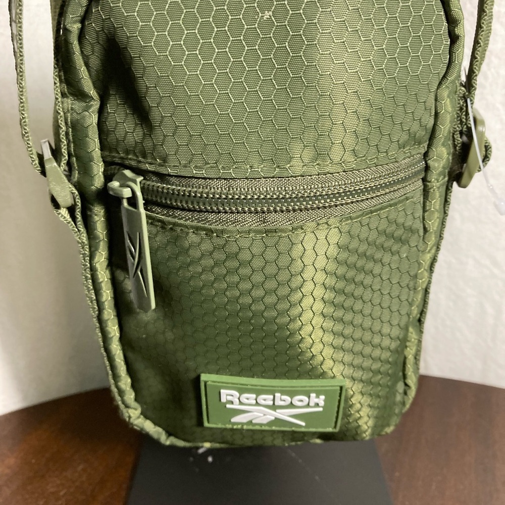 Reebok Green Crossbody Bag - Picture 3 of 6